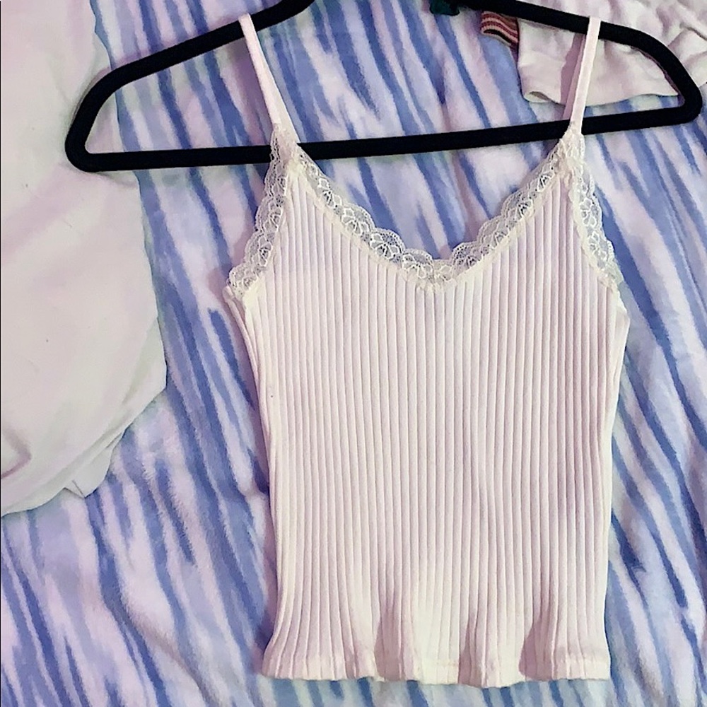 white tank top✨